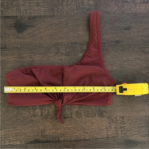 H&M Dark Red One Shoulder Bikini Top NWT - Picture 2 of 8